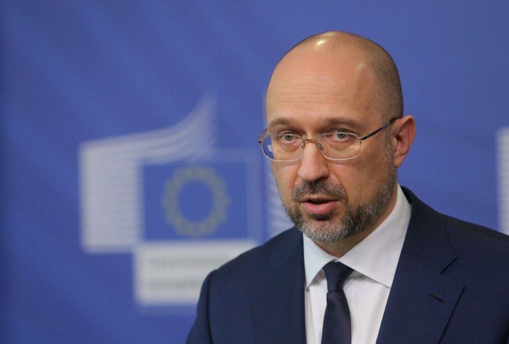 Шмыгаль задекларировал полмиллиона заработной платы за прошлый год