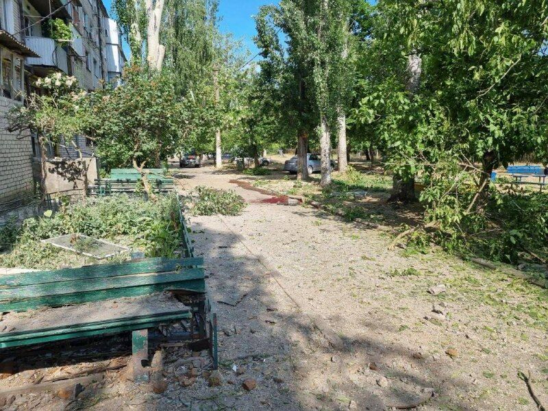 Оккупанты обстреляли жилые кварталы в Николаеве, есть раненые: фото