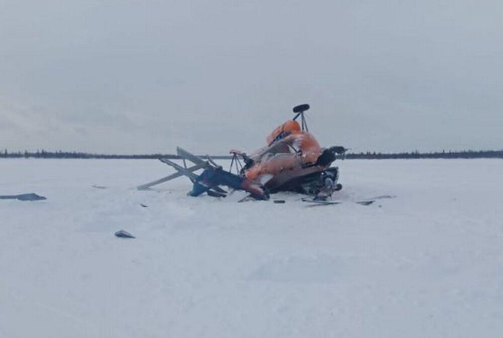 У Росії жорстко сів і розвалився гелікоптер Мі-8: фото У Росії жорстко сів і розвалився гелікоптер Мі-8: фото