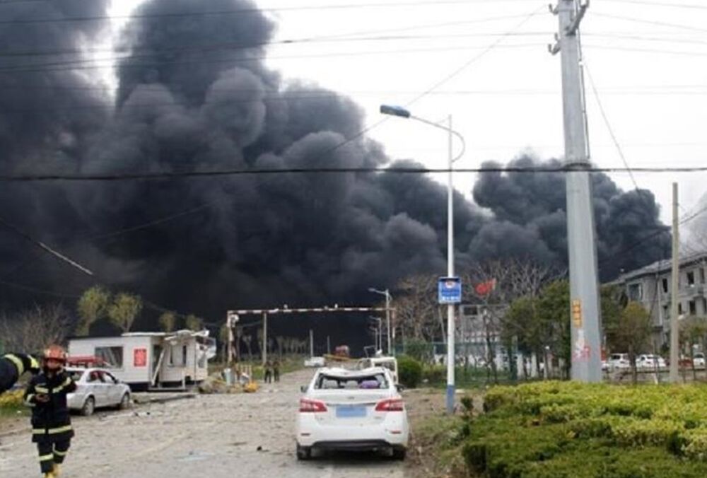 На китайском заводе про производству лекарств прогремел взрыв