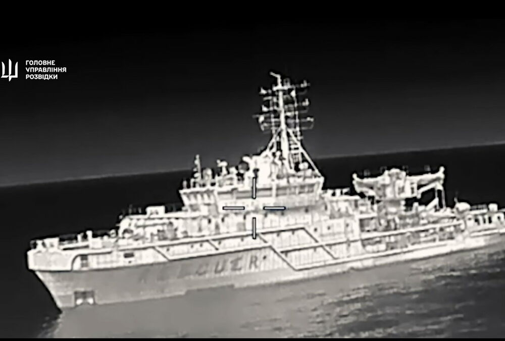 Разведка сообщает о поражении корабля Черноморского флота России под Новороссийском