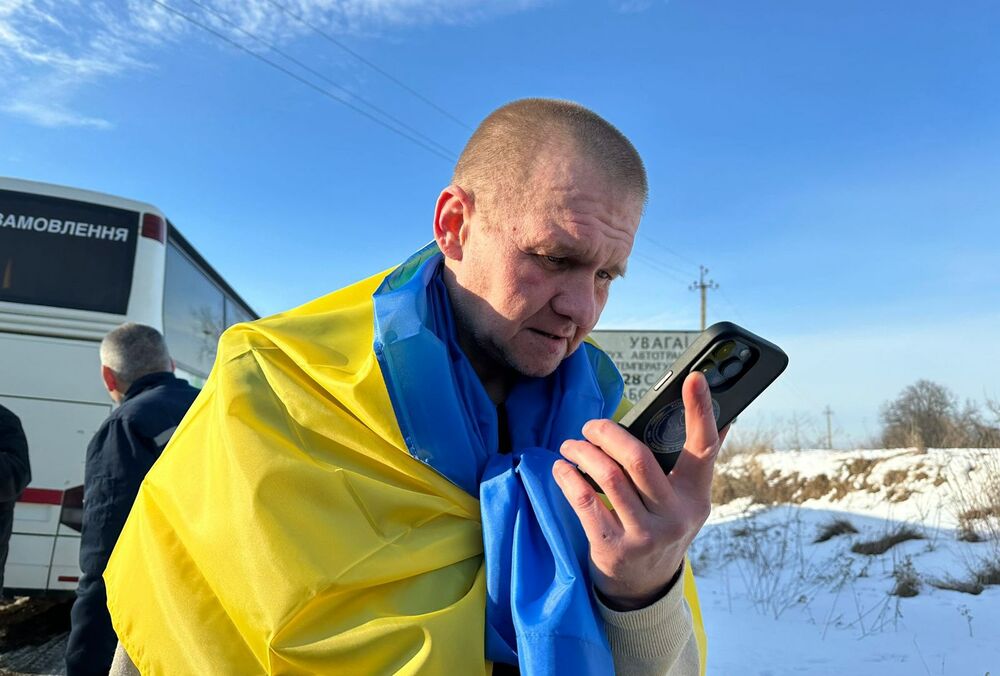 Военный, который вернулся домой 31 января после 2 лет в плену, погиб под колесами автомобиля Военный, который вернулся домой 31 января после 2 лет в плену, погиб под колесами автомобиля