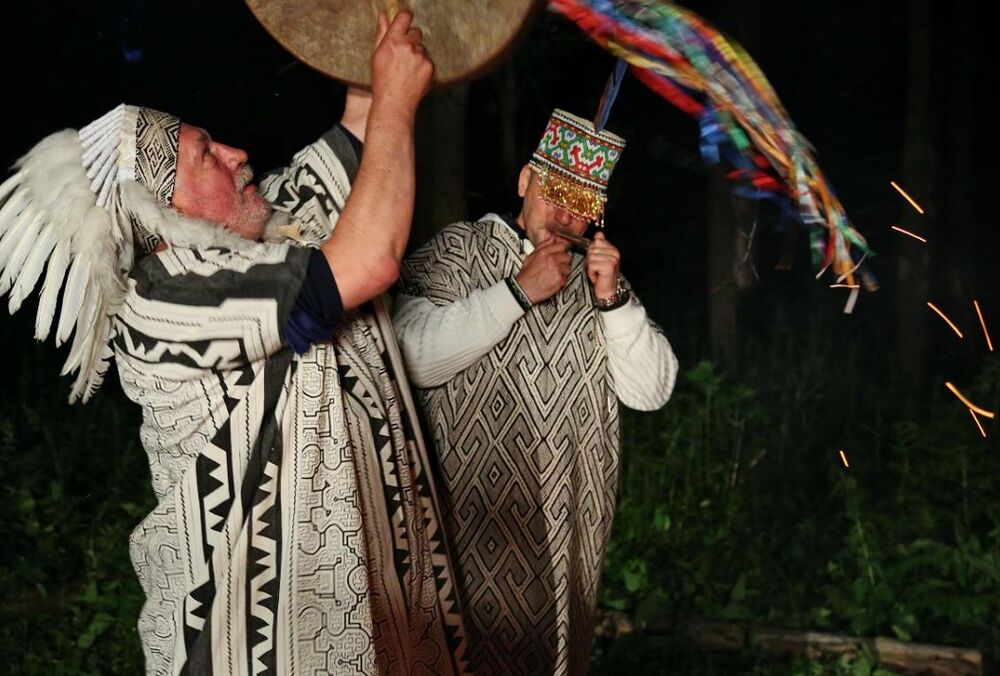 Российские шаманы ”напророчили” победу захватчиков в Украине 