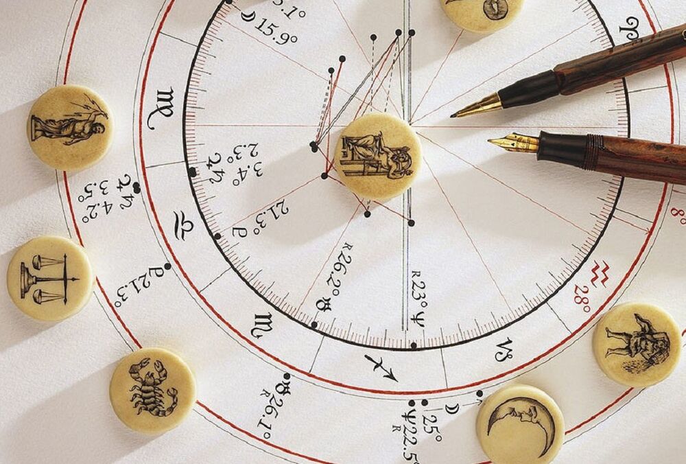 Гороскоп на 3 мая: кого ожидает романтический сюрприз