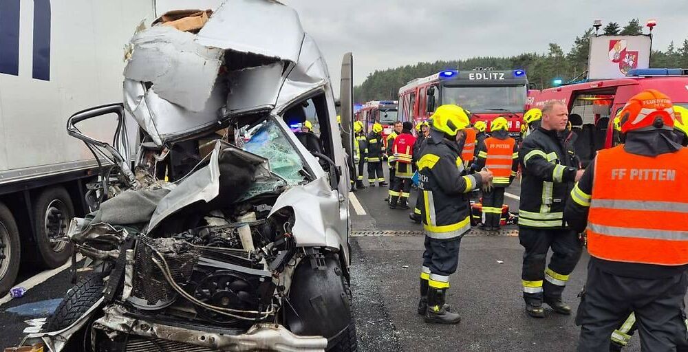 В МИД озвучили детали смертельной аварии с украинцами в Австрии