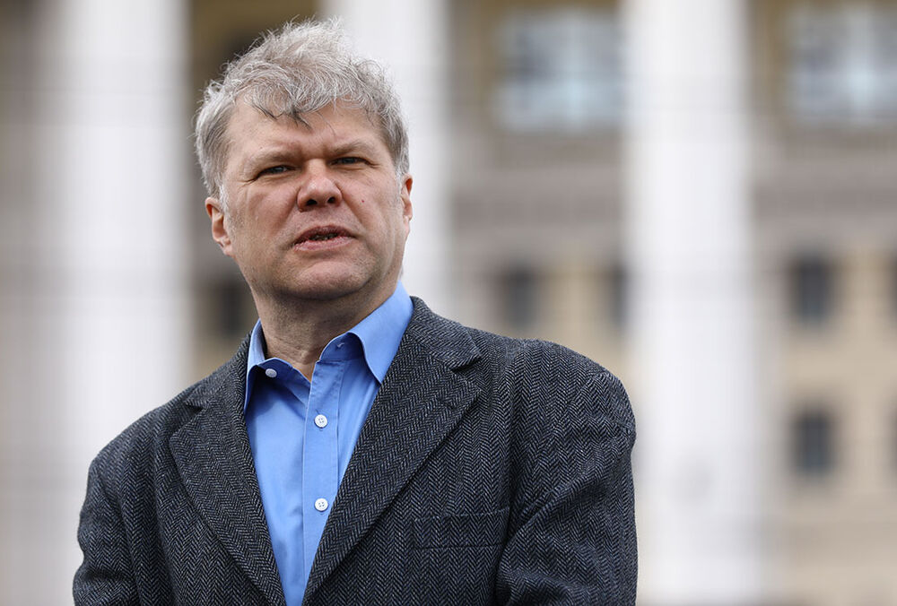 Депутат Мосгордумы выступил против войны в Украине: ”Будут горько сожалеть” Депутат Мосгордумы выступил против войны в Украине: ”Будут горько сожалеть”