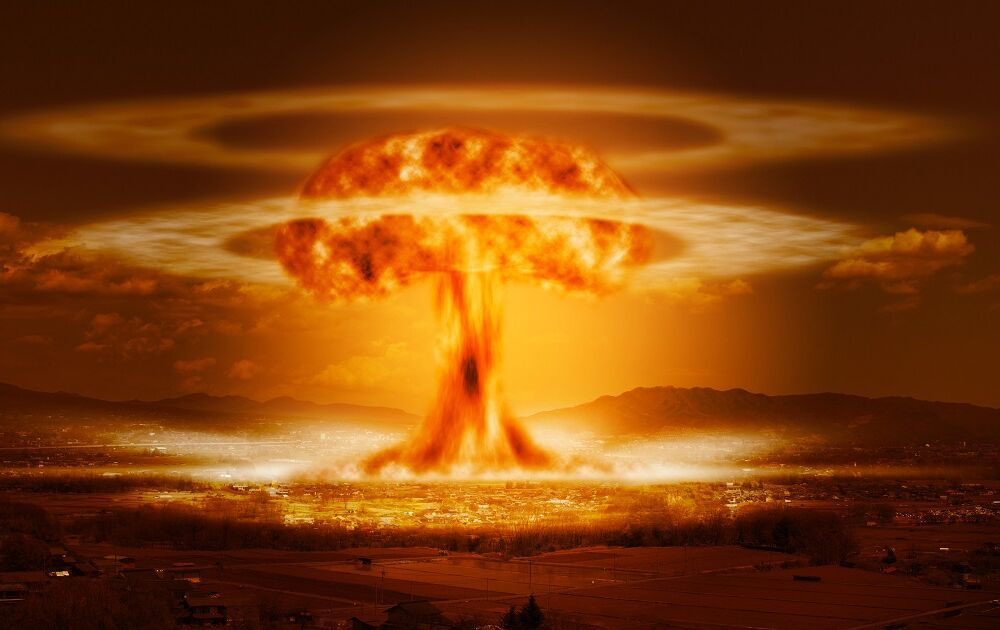 В НАТО назвали ”психологическим запугиванием” ядерные угрозы Путина