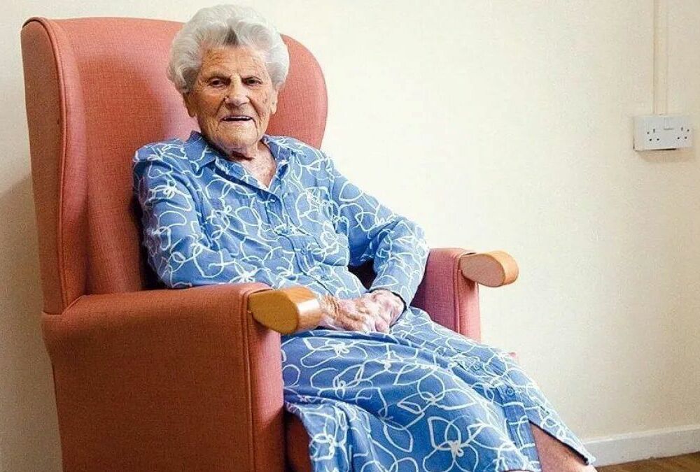 Книга рекордов Гиннеса назвала нового самого старого человека в мире