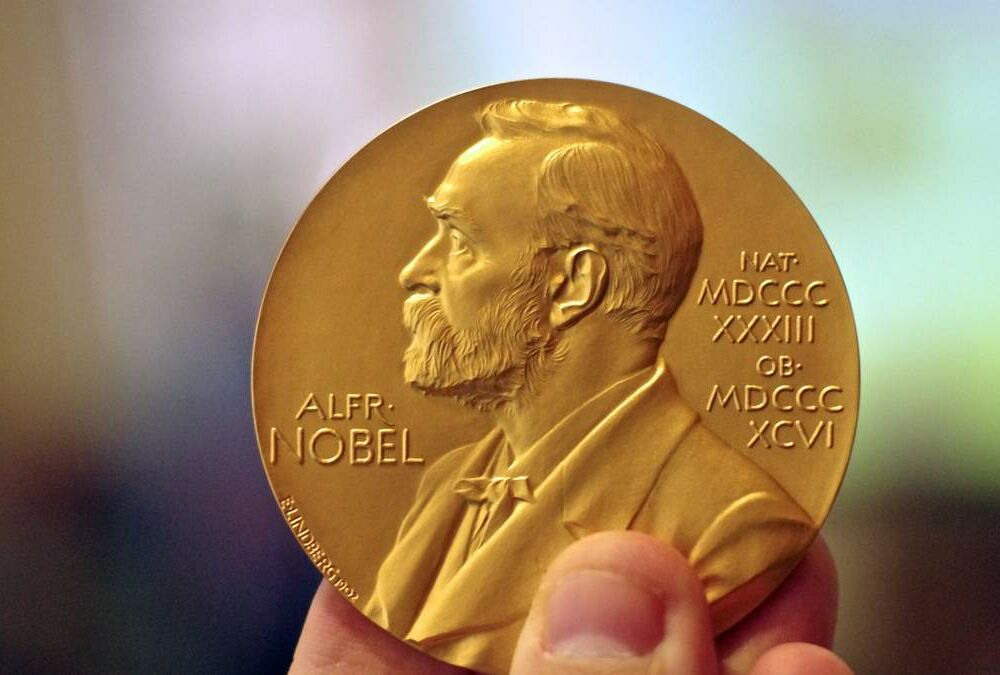 Стали известны имена лауреатов Нобелевской премии по экономике Стали известны имена лауреатов Нобелевской премии по экономике