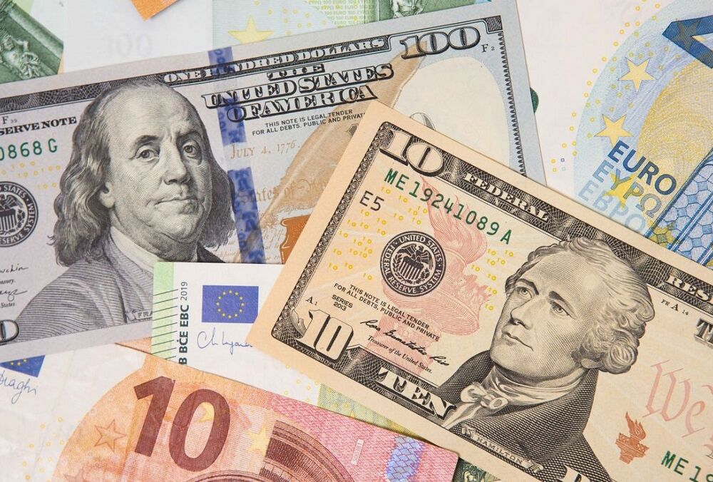 За месяц госдолг Украины увеличился на 4,3 миллиарда долларов: известна причина 