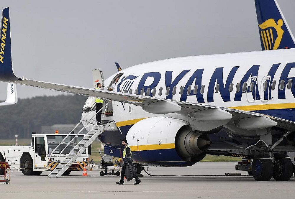 Ryanair припинив продаж усіх квитків з Харкова та Херсона