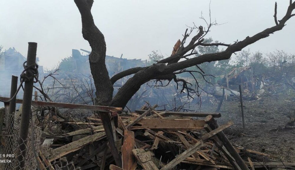 Мешканців Донецької області закликають терміново виїхати, обстріл не припиняється (фото)
