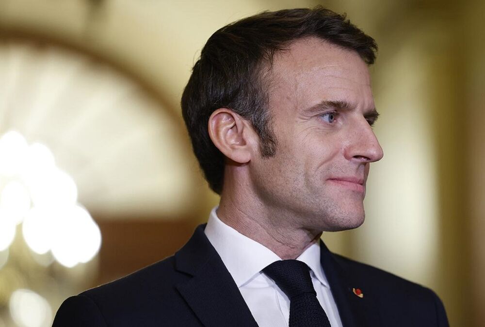 Франція готова постачати Україні боєприпаси, але не винищувачі – Макрон