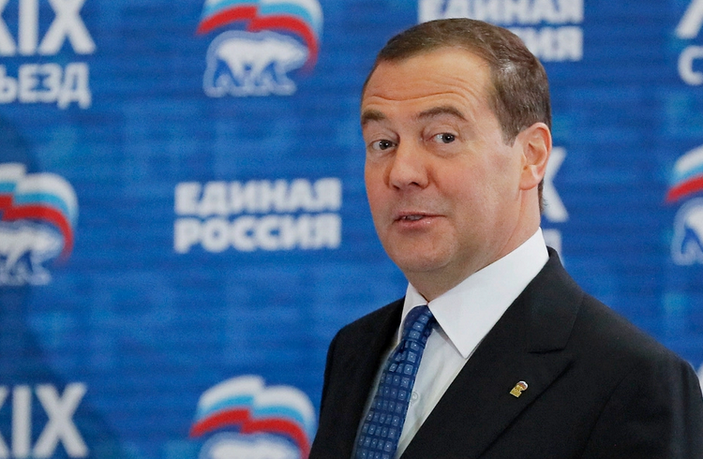 ”Ці тварюки та виродки знахабніли”: Медведєв відреагував на атаку на американський безпілотник