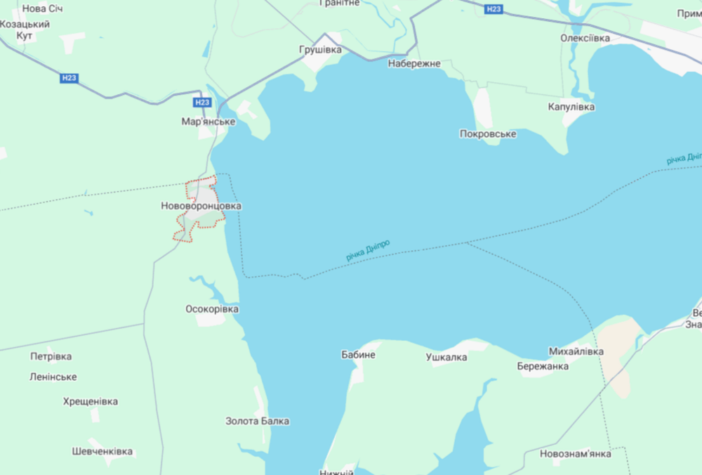 Россияне нанесли удар по автовокзалу в Херсонской области: есть погибший