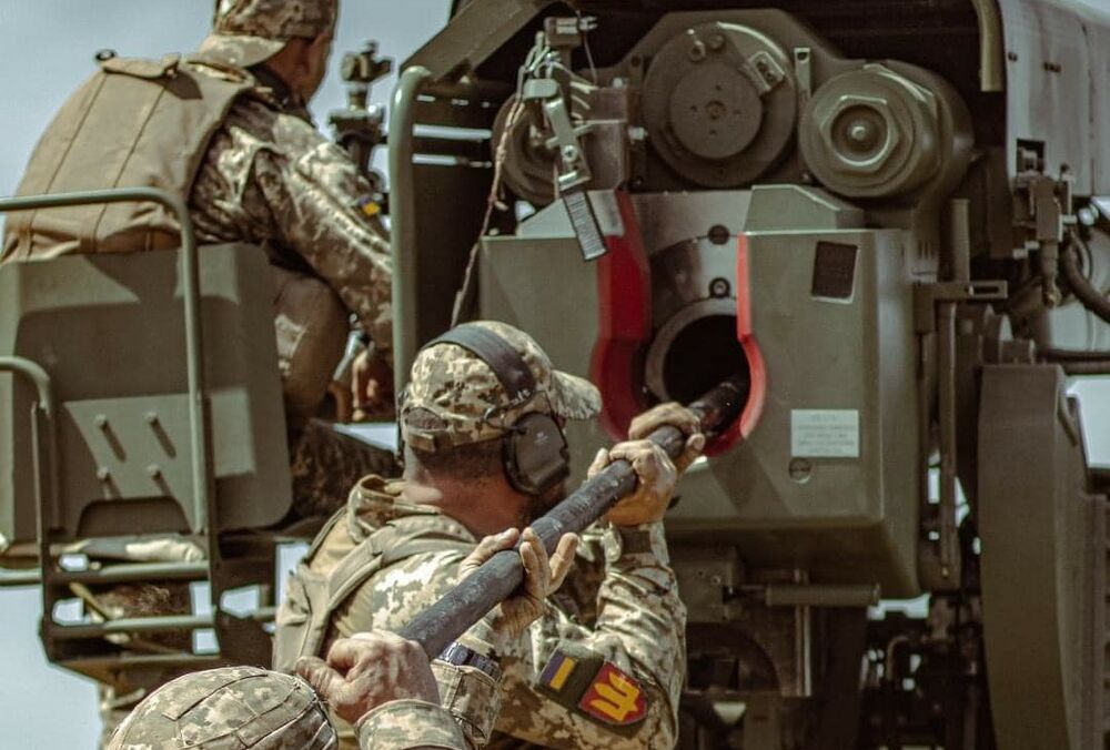 ЗСУ зупинили просування Росії в бік Покровська, - Сирський