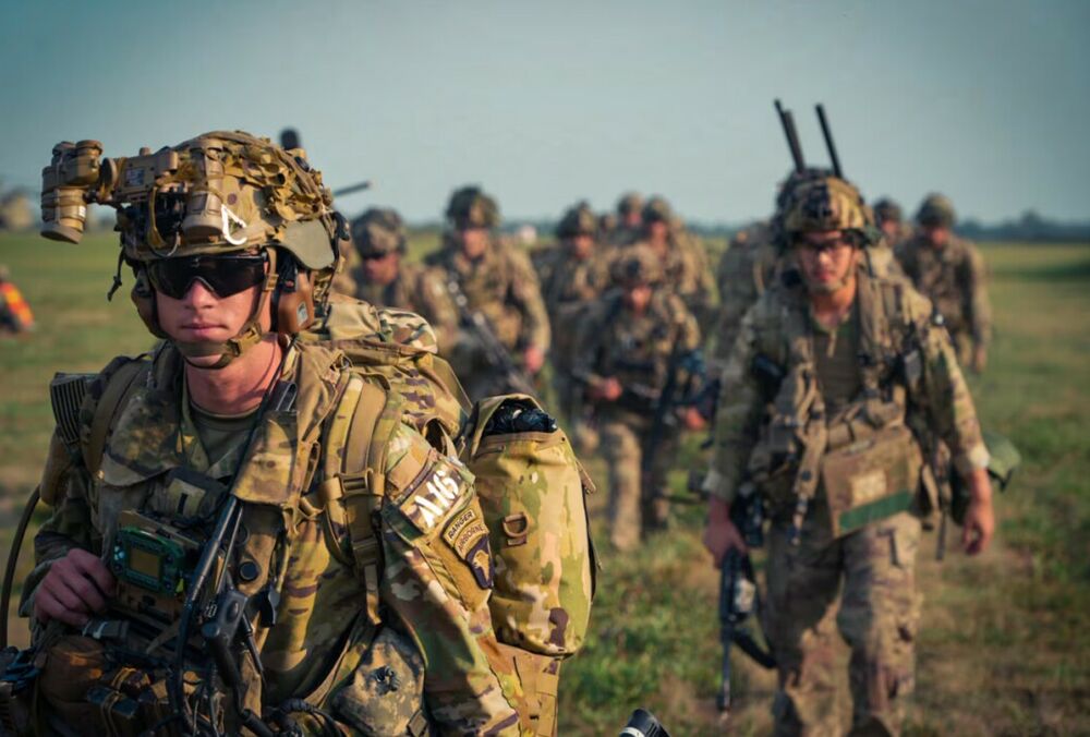 Войска США перебрасывают в Европу на учения