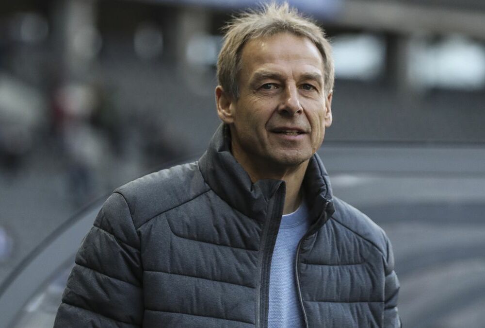 Легендарного німецького футболіста звільнили з посади головного тренера корейської збірної