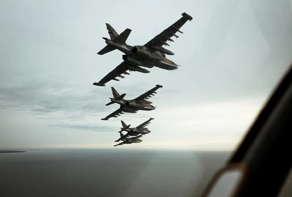 Романенко оценил риск угрозы от российских самолетов вблизи границы с Украиной