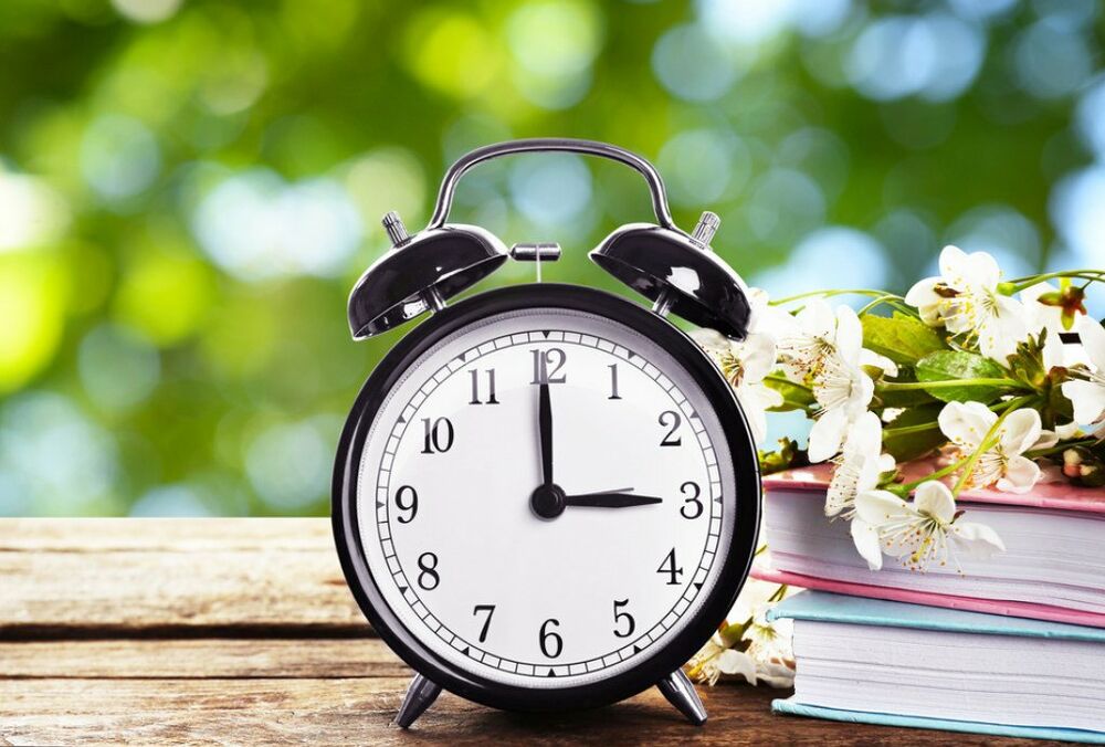 У Раді визначилися, чи буде Україна переводити стрілки годинника на літній час