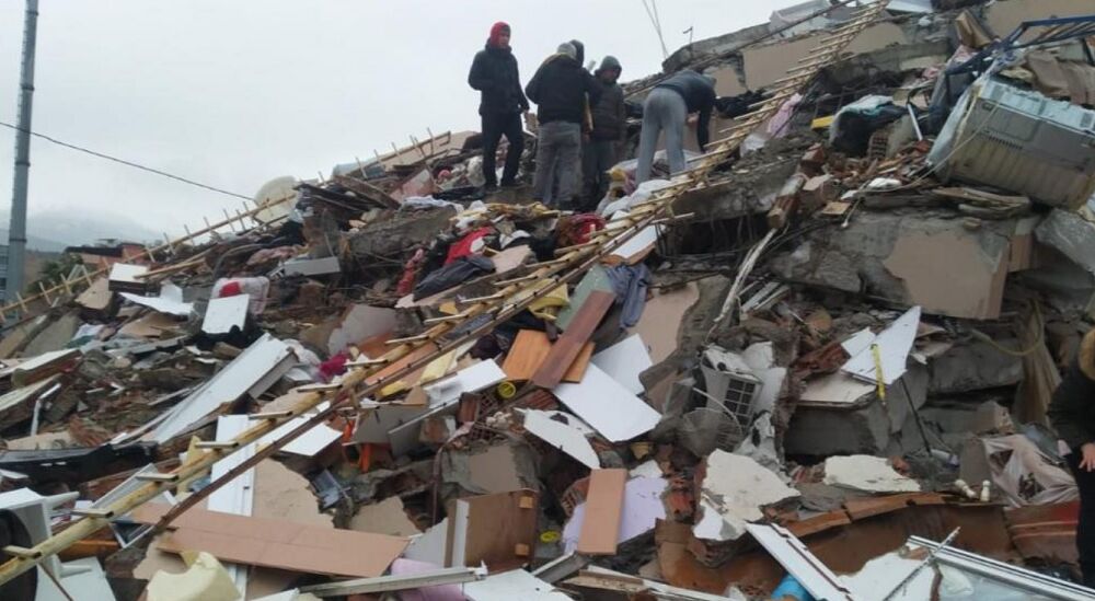 Турцию и Сирию накрыло мощное землетрясение: 200 человек погибли 