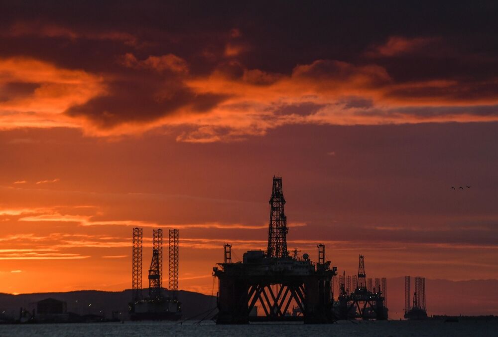 Вартість нафти у світі знову зросла після падіння до мінімальних позначок за півроку  Вартість нафти у світі знову зросла після падіння до мінімальних позначок за півроку