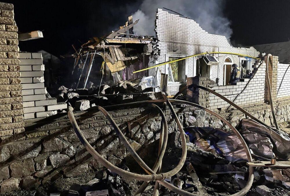 Ночью оккупанты обстреляли Запорожье: среди погибших ребенок