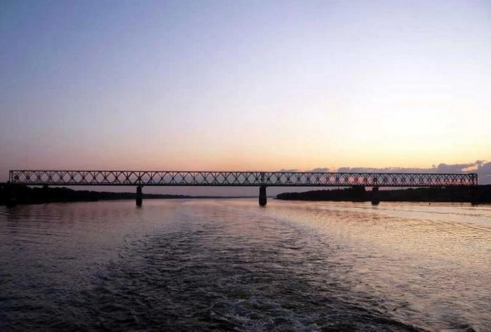 ВСУ нанесли мощный удар по Каховскому и Антоновскому мостах  ВСУ нанесли мощный удар по Каховскому и Антоновскому мостах