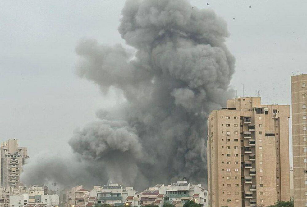 Ізраїль підтвердив припинення вогню з Іраном, але Тегеран знову випустив ракети