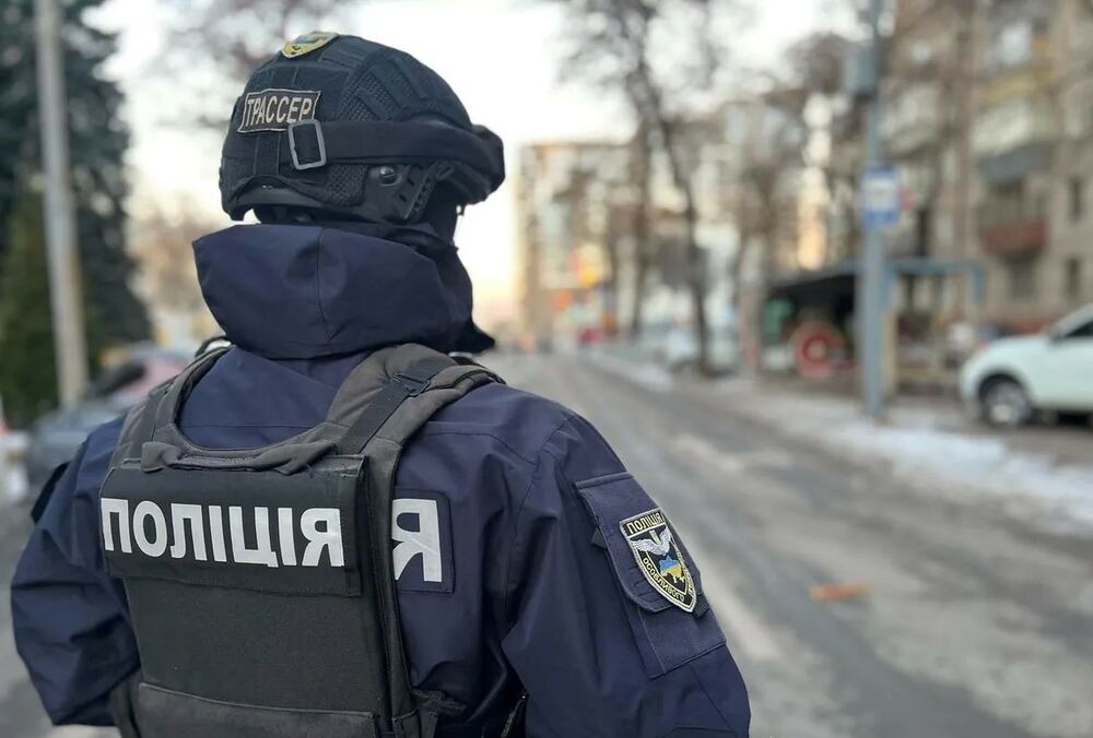 У Павлограді біля будівлі ТЦК стався вибух