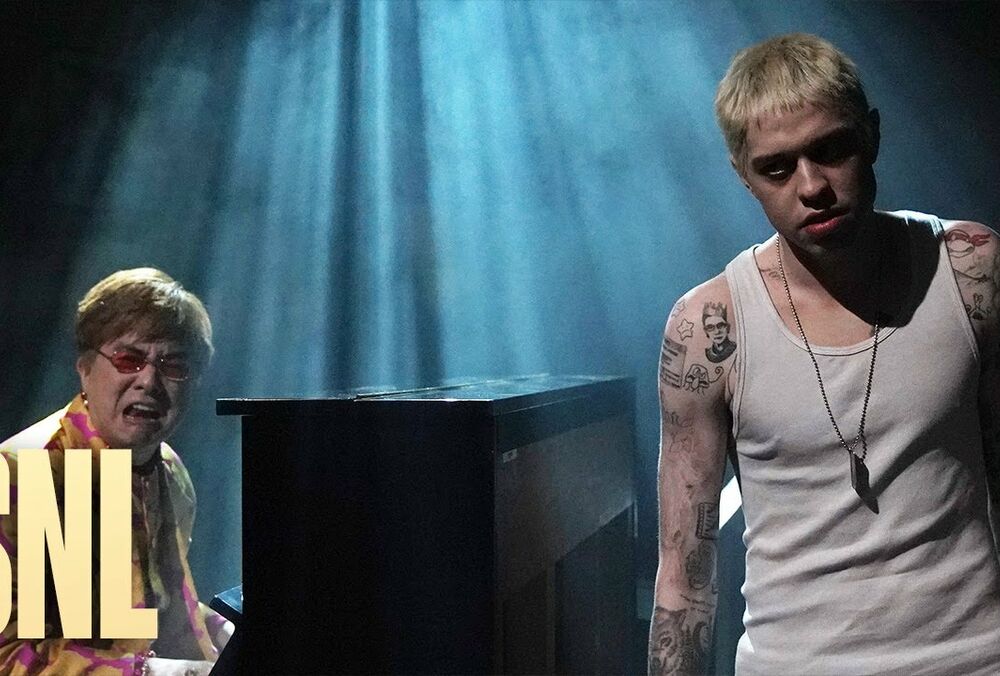 У Мережі висміяли фанатів приставки PlayStation 5 пародією на Eminem, - ВІДЕО