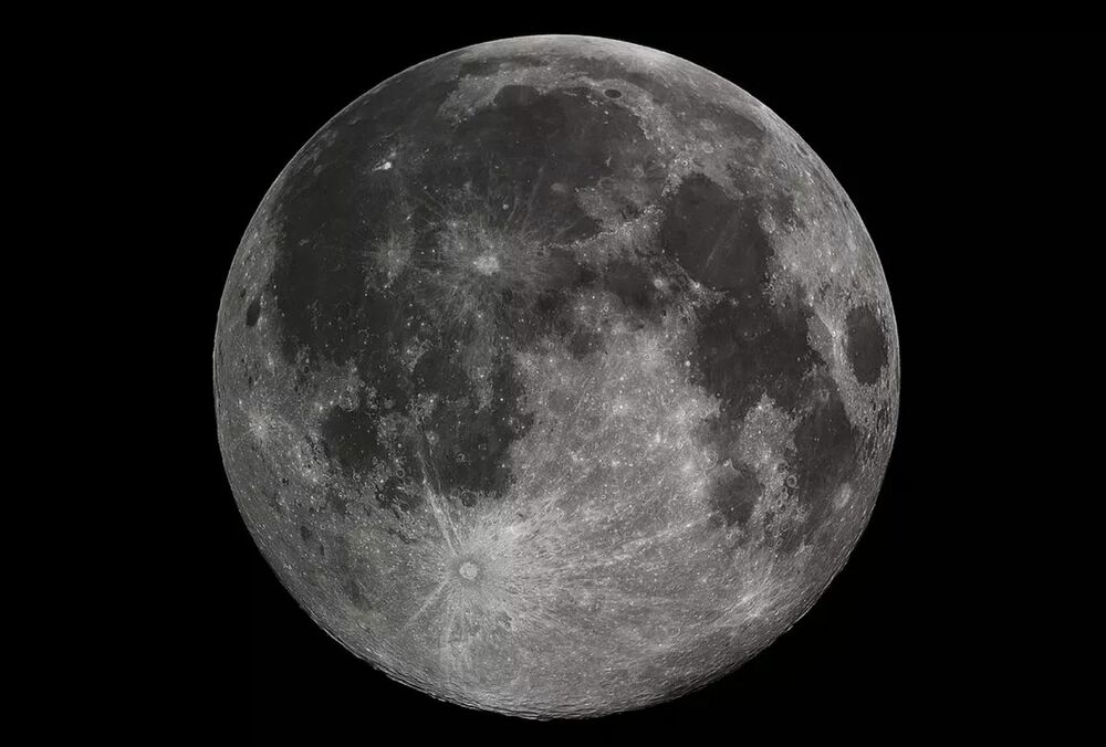 Китай первым в мире доставил на Землю образцы с обратной стороны Луны