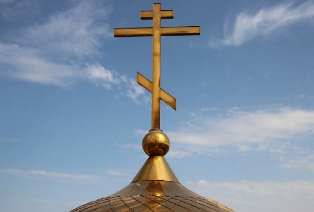 Зеленський призупинив громадянство 13 священиків УПЦ МП, їх можуть депортувати