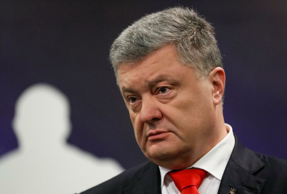 Порошенко повторно вызвали на допрос в ГБР 