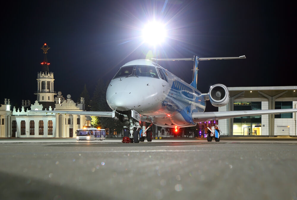 В Слуге народа рассказали, что будет с авиаперевозками после введения локдауна в Украине