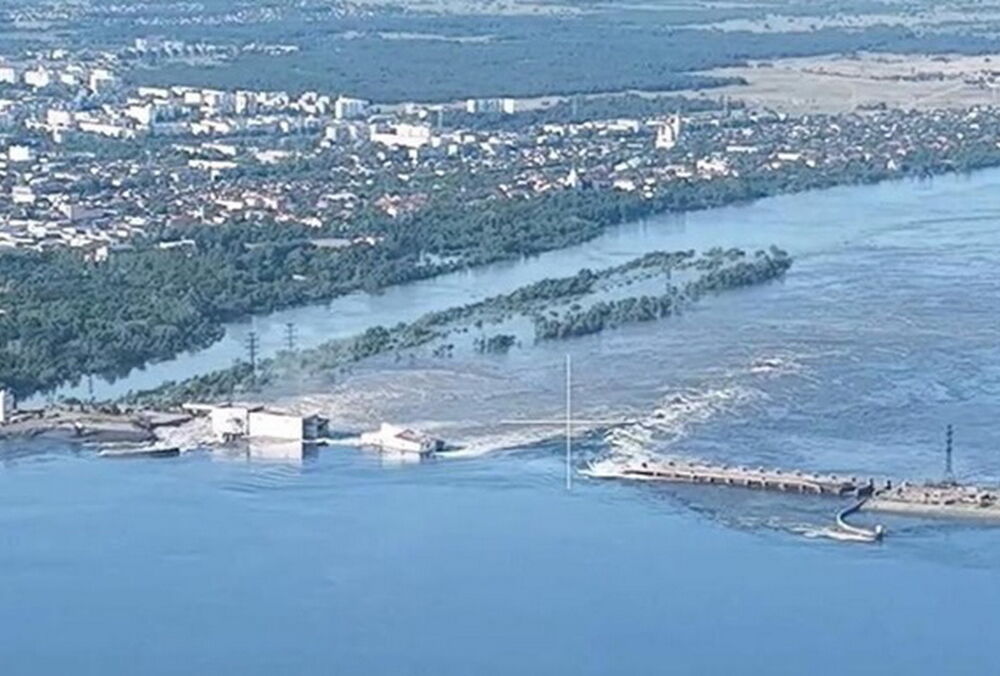 На Правом берегу уже затопило 8 населенных пунктов и микрорайон Херсона