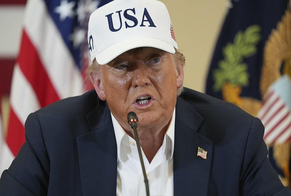 Трамп може передати Україні наступальну зброю, - ЗМІ