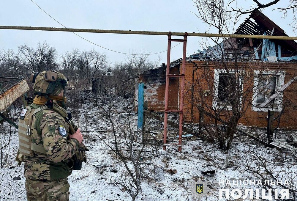 Російські військові атакували дронами поліцейських, які рятували поранених в Авдіївці