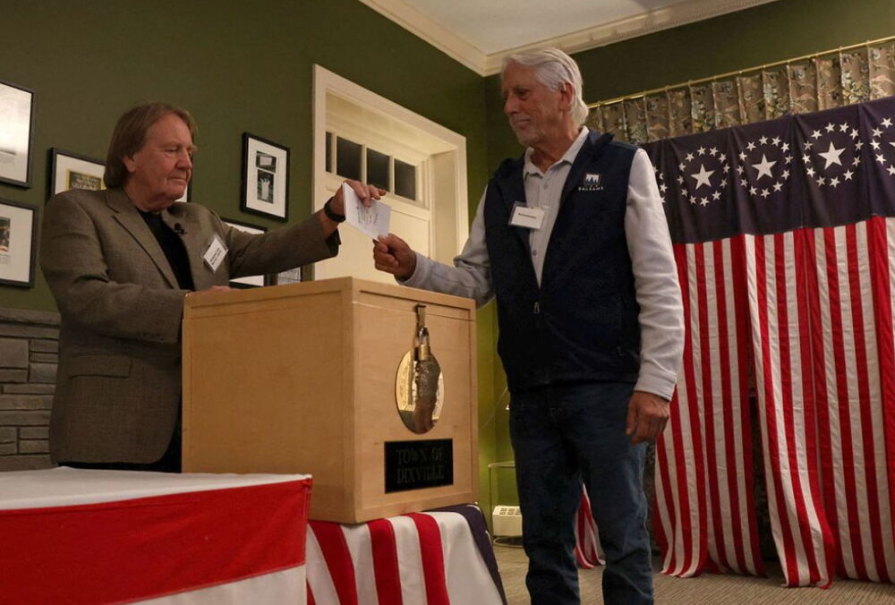 В США стартовали выборы президента: уже известны первые результаты