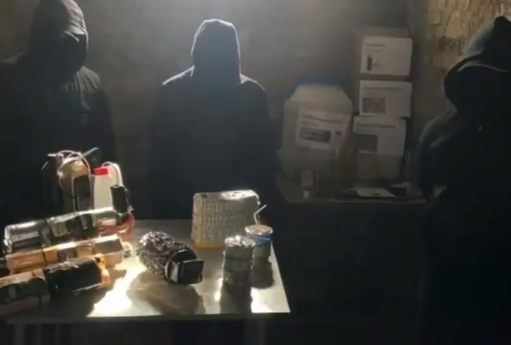 ”Боевые отряды Навального”: в сети анонсировали взрывы во время выборов в России