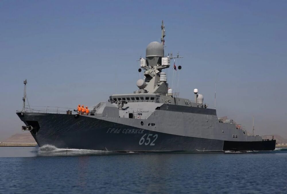 НАТО: Россия может готовить удары по подводным кабелям в Северной Америке и ЕС