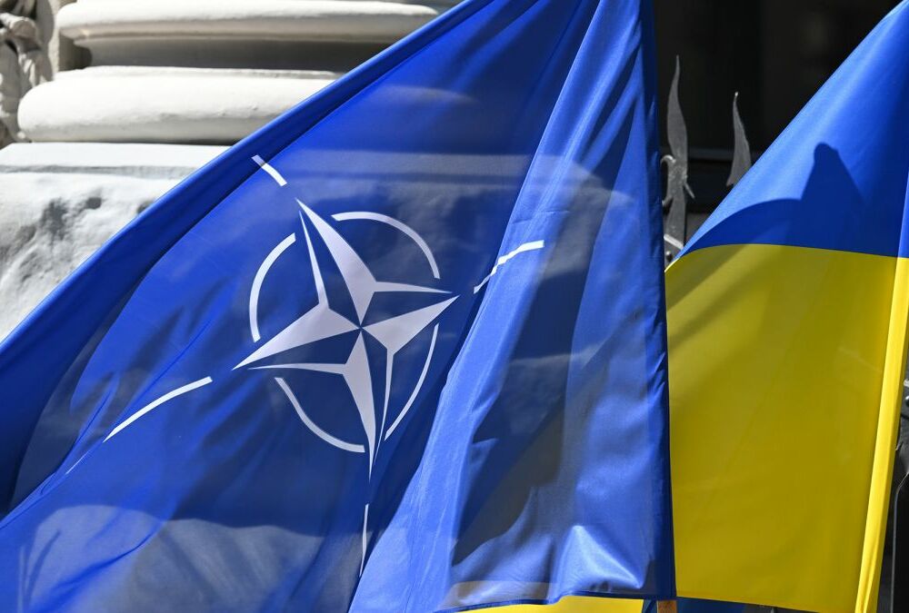 Україна просить країни НАТО надати системи ППО, які можуть збивати нові балістичні ракети Росії