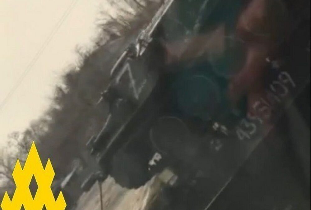 Росія перекидає військову техніку з Криму на Херсонський напрямок, - АТЕШ