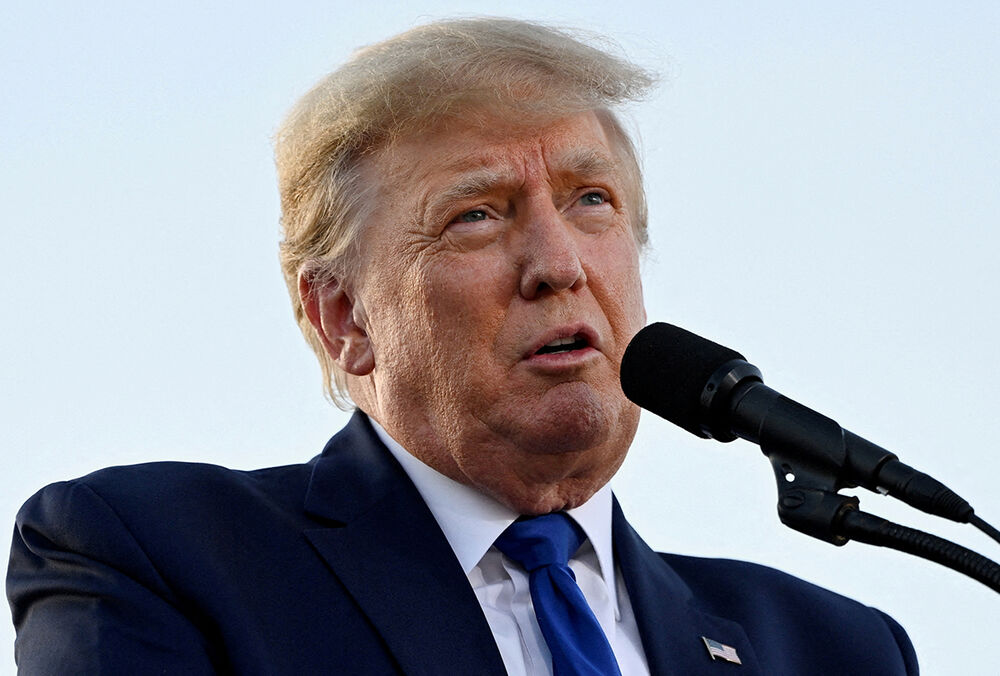 ”Во главе страны хорошо иметь сильного человека”: Трамп расхвалил венгерского премьера Орбана