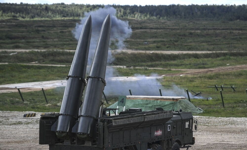 При обстреле Одессы погиб сотрудник порта, еще восемь - ранены