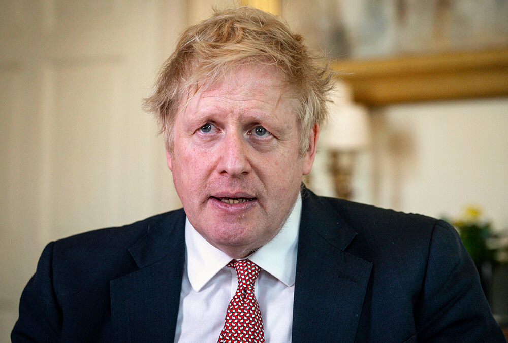Борису Джонсону довелося виправдатися за відвідування вечірки під час локдауну
