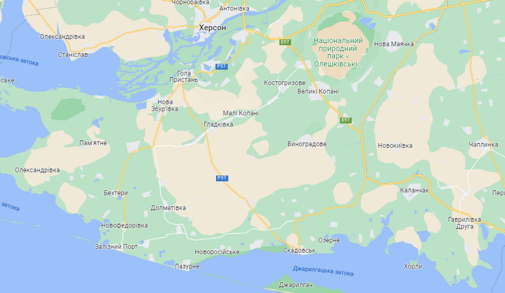 У Голій Пристані знищили ”адміністрацію”, а у Херсоні зникли російські прапори