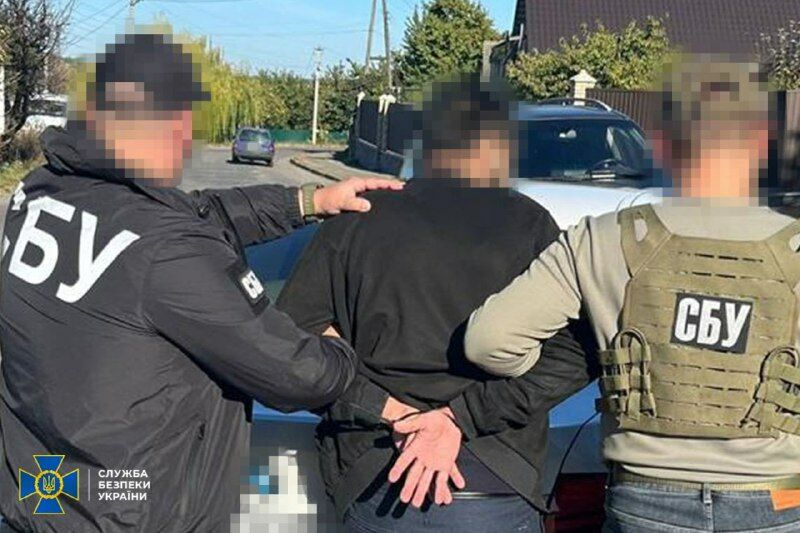 СБУ задержала рэкетира, требовавшего деньги у семей пропавших военных