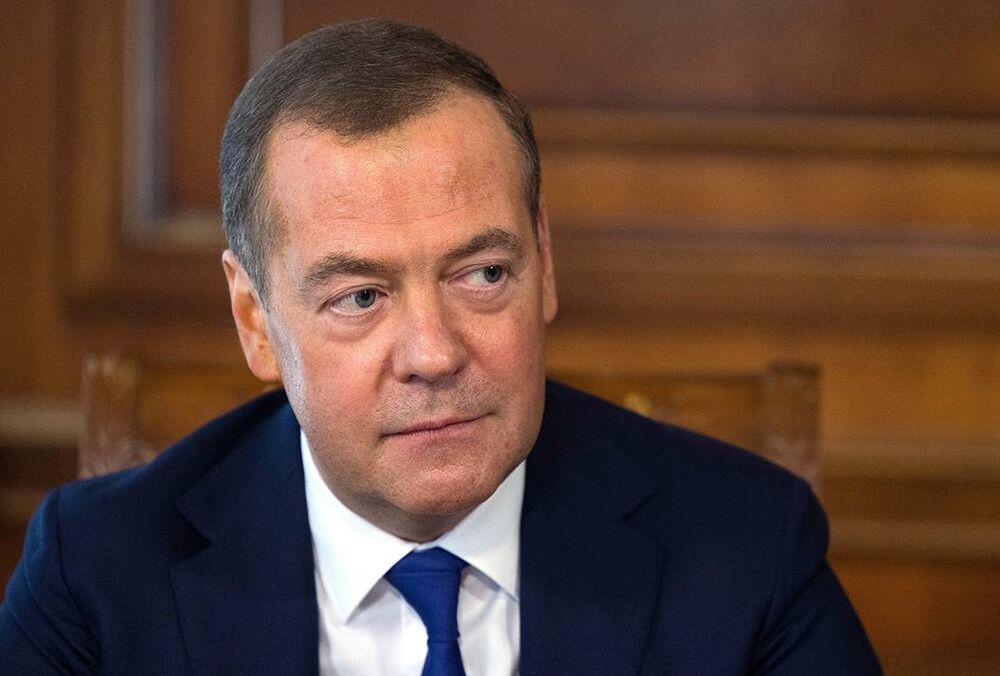 Медведев опять заговорил о ”превентивном ядерном ударе” по Украине 