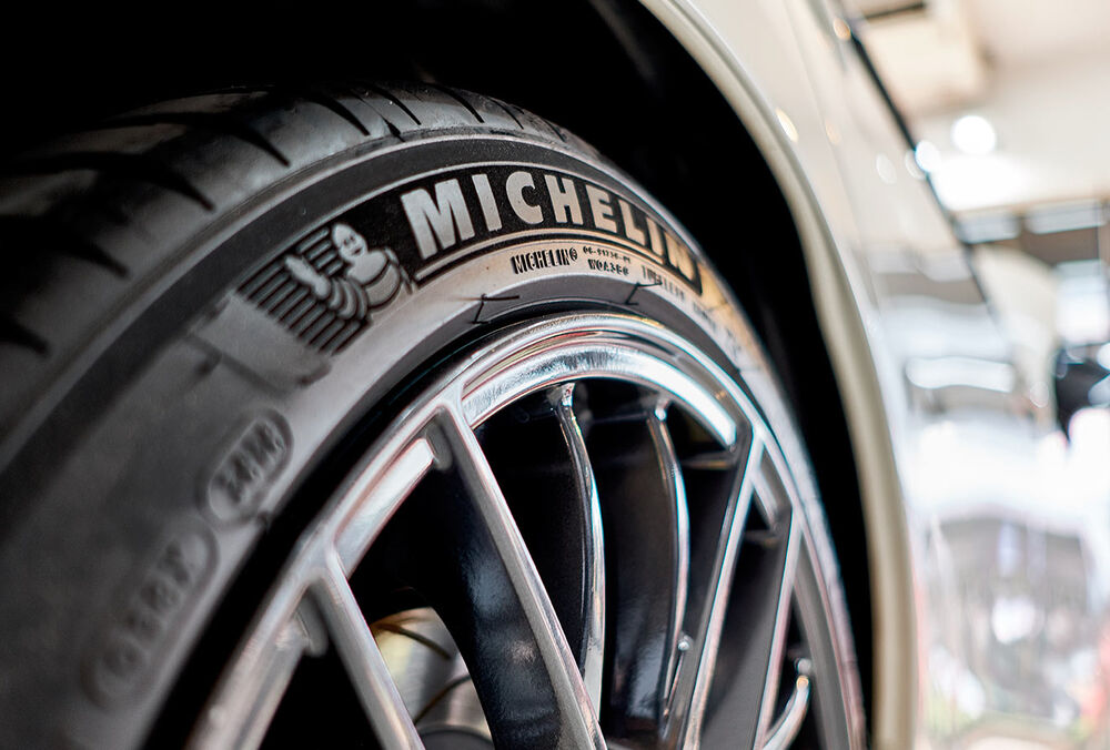 Ще три світові компанії виходять з російського ринку